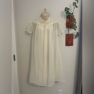 Seamprufe Vintage Nightgown and Robe Bridal Ivory Set Lace 34 Small